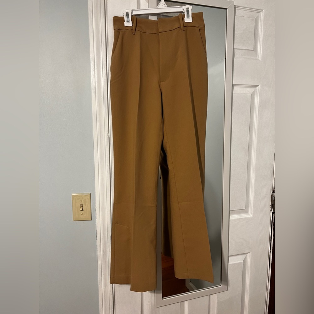 Abercrombie & Fitch split trouser pant. Size 4S (27 waist)